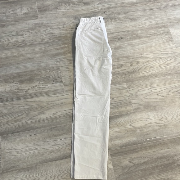 White Oakley pants regular fit - Picture 2 of 3